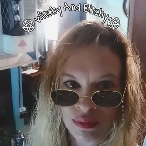 Meet your Posher, Karrie